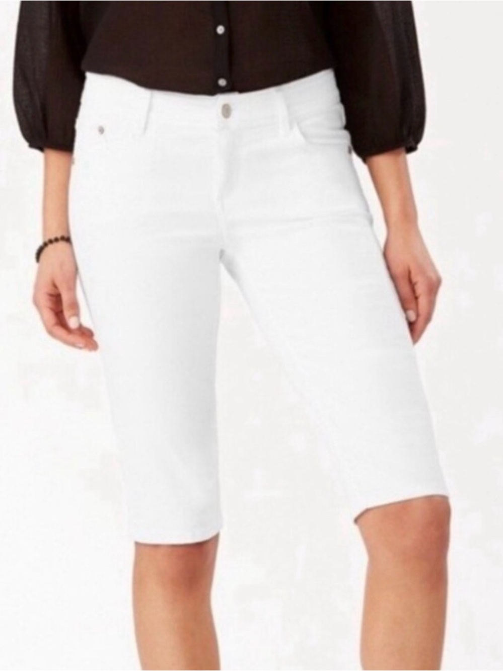NWT TOMMY BAHAMA Women’s Afton Clam Digger Shorts in White Size 10